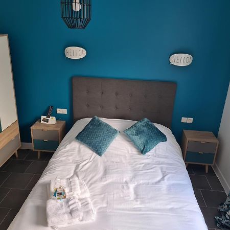 Logis Le Franco Belge Hotel Montherme Exterior photo