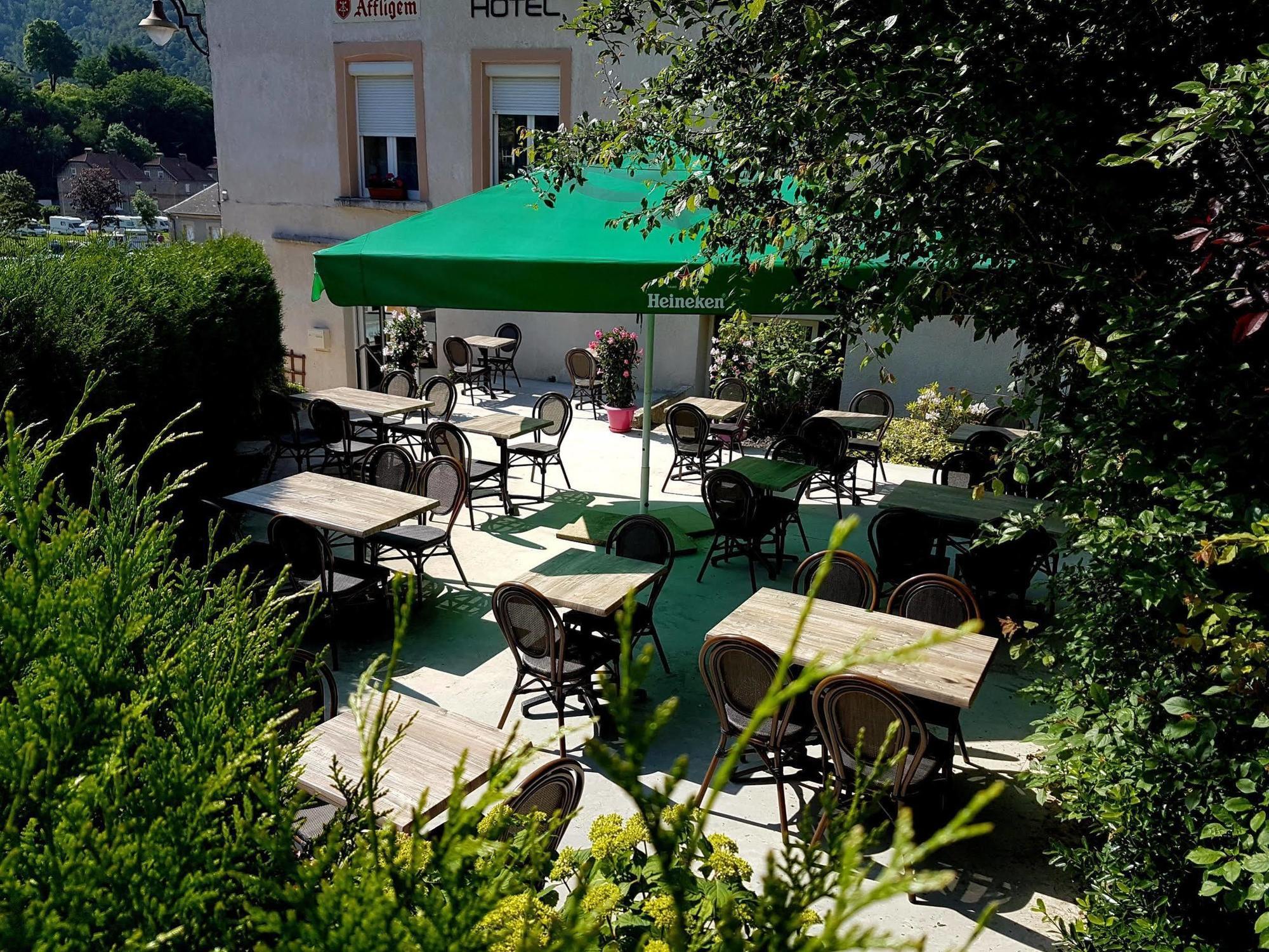 Logis Le Franco Belge Hotel Montherme Exterior photo